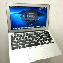 FIRM PRICE - MacBook Air 2013 11” • i7 • 256gb • Only 9 Battery Cycles • Original Charger • Perfect Condition