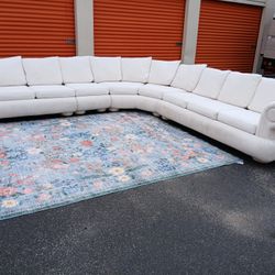 Sectional Sofa 