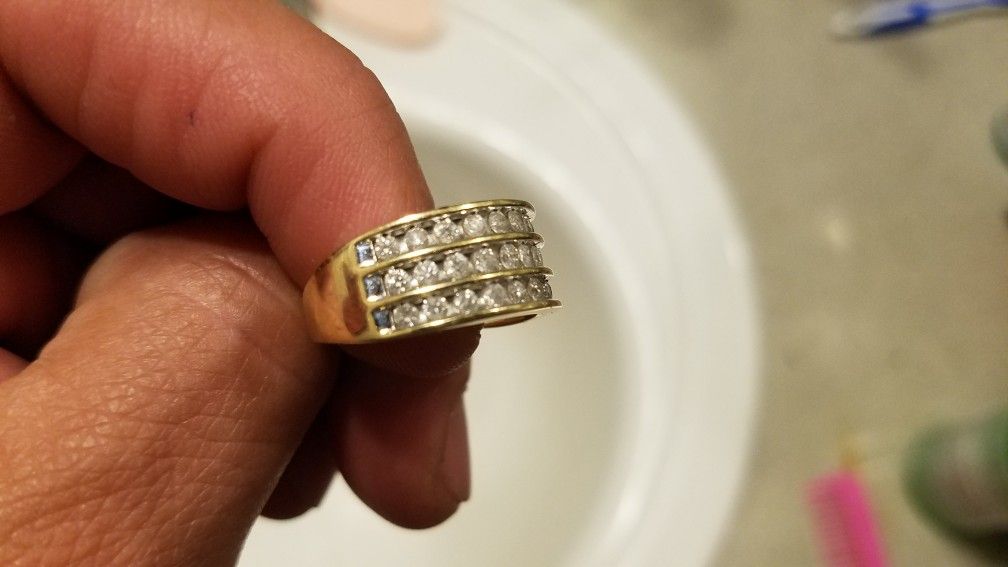 10kt yellow gold 1ct diamond ring size 7