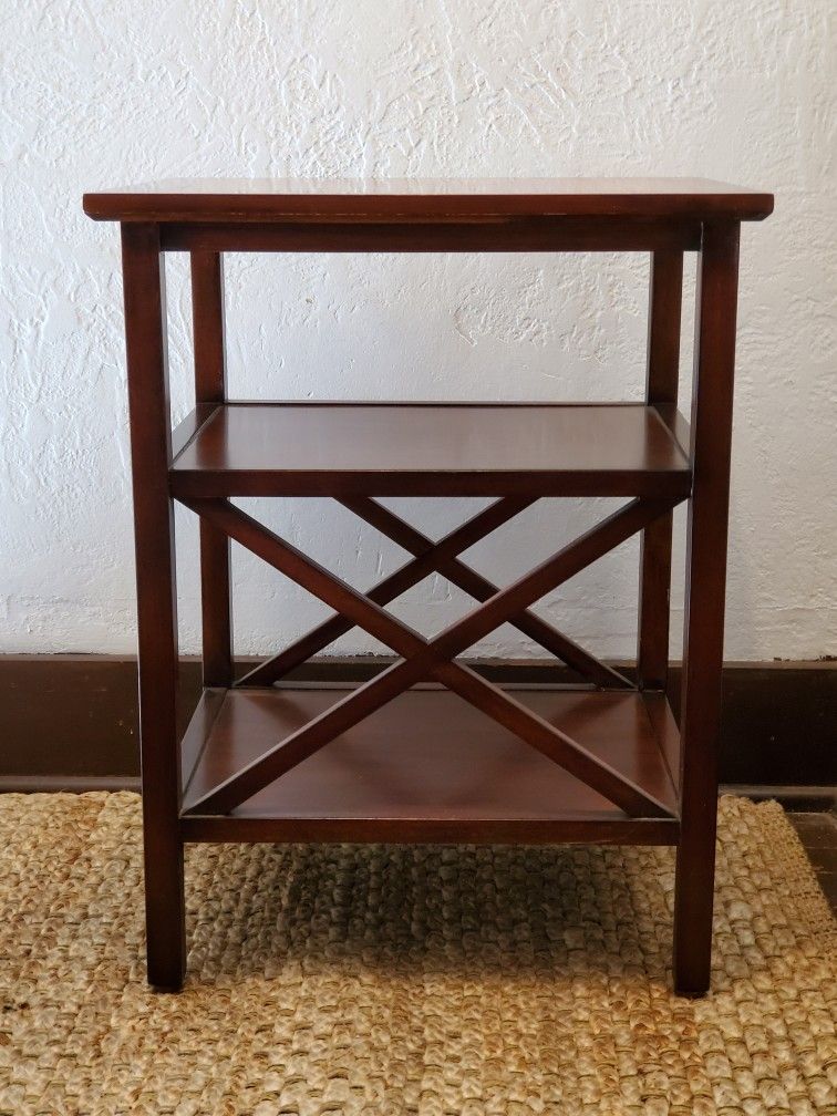 Ethan Allen Regency Petite Brent End Table