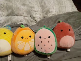 Squishamallow Fruit Bundle
