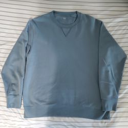 Uniqlo Men's Crewneck Sweatshirt / Sweater
