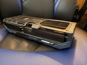 GYGABYTE-NVIDIA GeForce RTX 5070 ti gaming OC  16g GDDR7