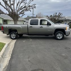 Chevrolet Silverado 2(contact info removed)