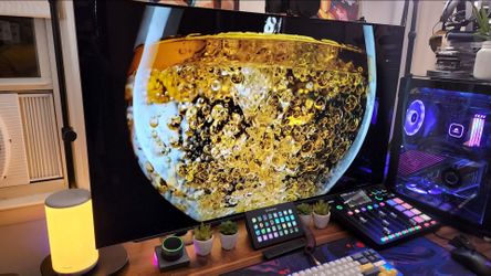 PC monitor 48" OLED Gigabyte AORUS FO48U