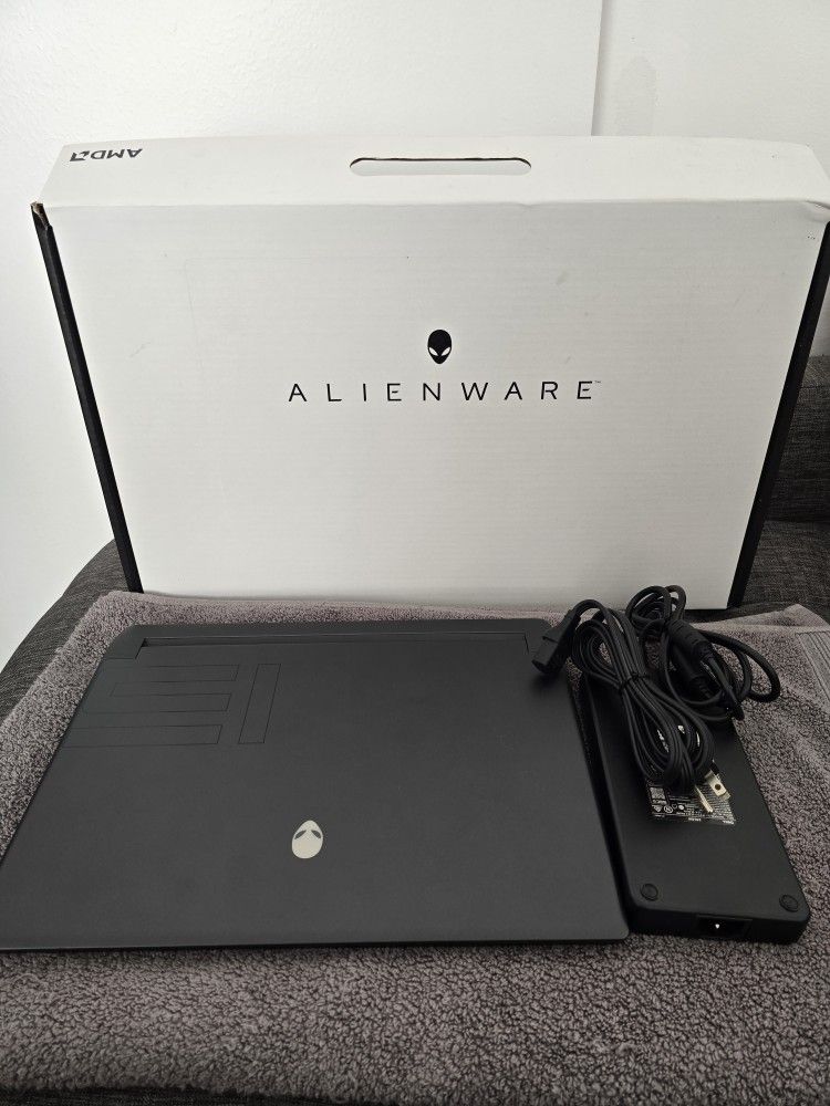 Alienware M15 R5 With RTX 3070 8GB Video Card