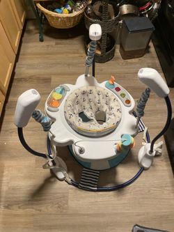Baby bouncer jumper