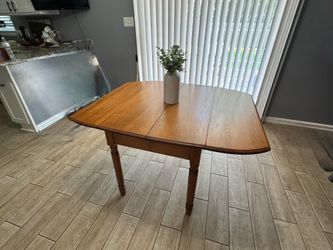Dinning Table
