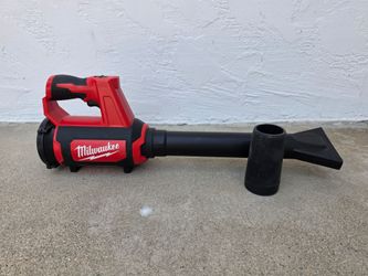 Milwaukee M12 Blower