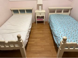 Free twin beds