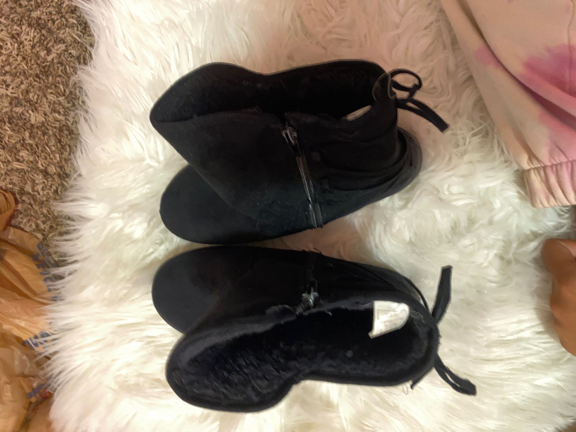 size 4 black boots
