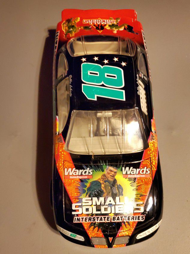 Winners Circle NASCAR #18 Bobby Labonte Interstate Small Soldiers Scale 1/24 Die Cast Collectibles.
