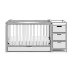 Graco Crib Brand New Never Used With Mattress