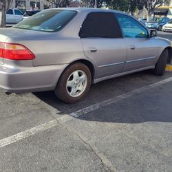 Honda Accord 2000 For Parts