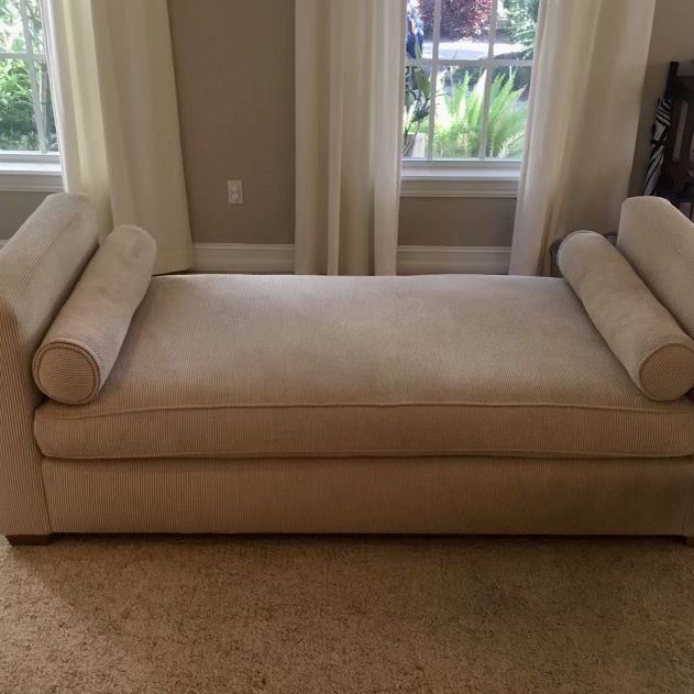 Kreiss Lyon Bench - Ottoman // Couch