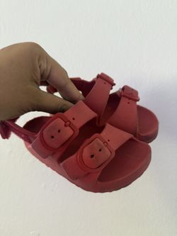 RED SANDALS