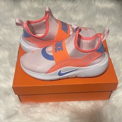 New in box Nike Kids Pink Sneakers size 13