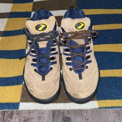 Brooks Hiking Shoes Size Women’s 10 