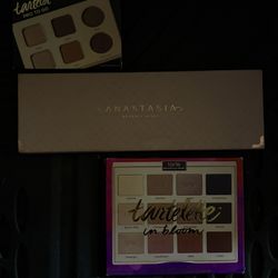 Eyeshadow Pallets