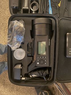 Godox AD-Series Portable Battery-Powered Studio Flash – Photography Kit
