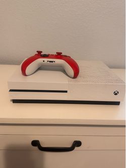 Xbox One S 500GB + Control Inalámbrico – Excelente estado