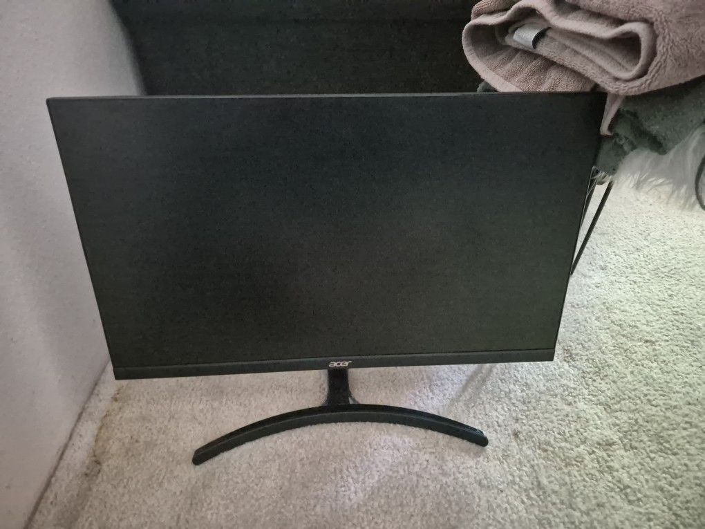 24 Inch Computer Monitor