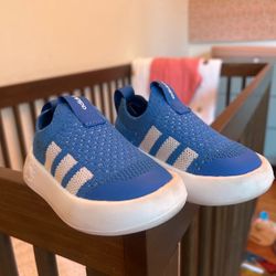 Adidas Bubblecomfy Shoe - Toddlers Size 6