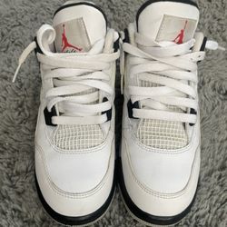 Jordan 4 