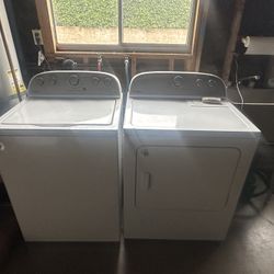 Whirlpool Washer And Dryer 