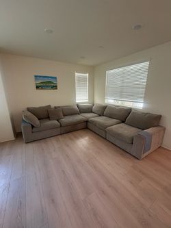 Costco 6 pices sofa