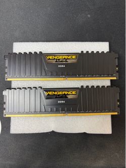 16GB RAM DDR4 Corsair Vengeance