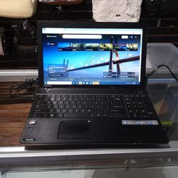 LAPTOP TOSHIBA
