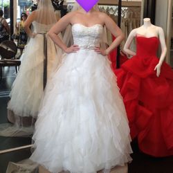 Paloma Blanca Wedding Dress