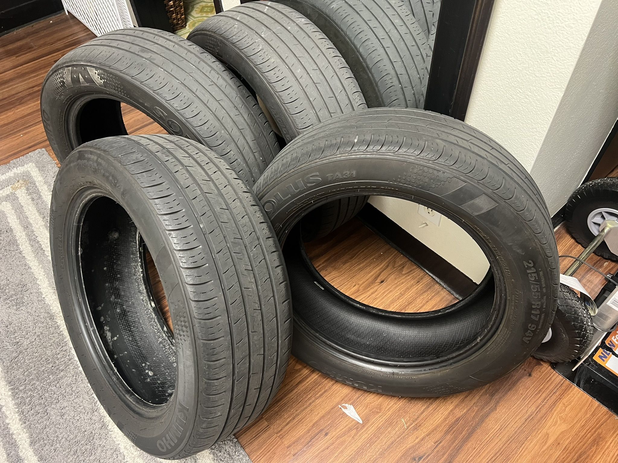 215 55 R17 KUMHO used Tires