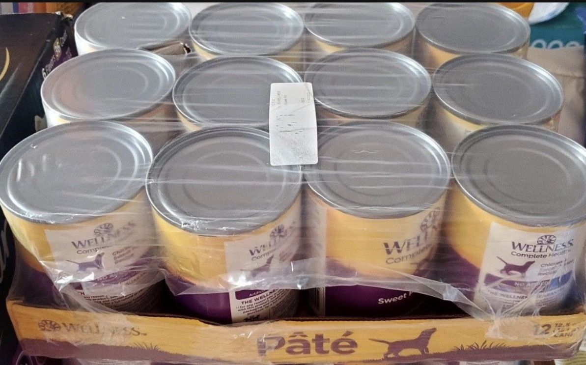 Wellness Dog Food Wet 12 Cans In The Pack