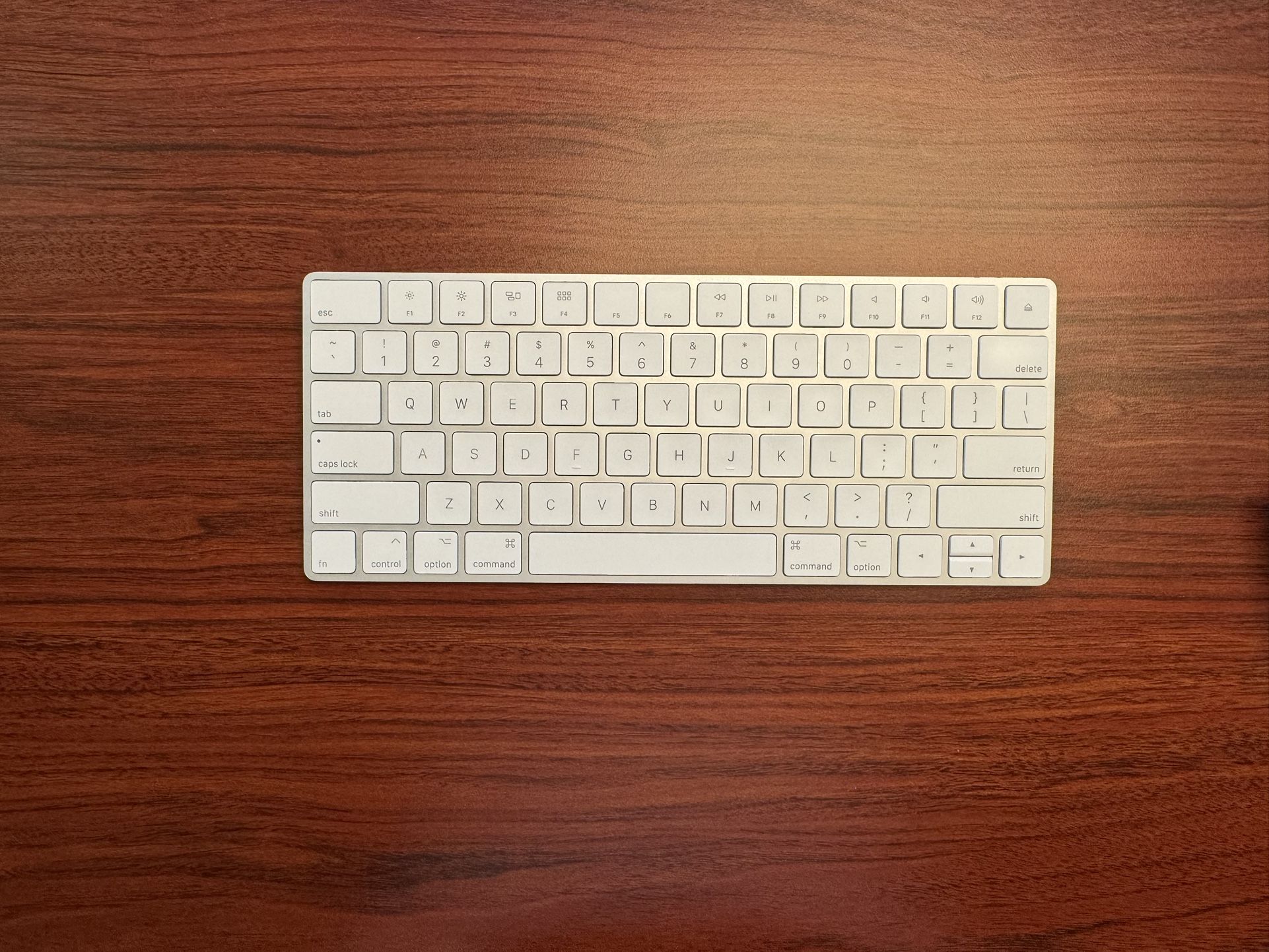 Apple Magic Keyboard 2