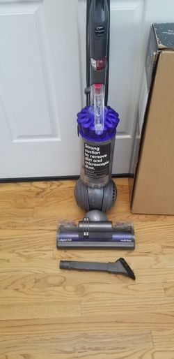 New Cond DYSON ANIMA  VACUUM WORKS EXCELLENT  , ATTACHMENT  , IN THE BOX. , AMAZING POWER SUCES 