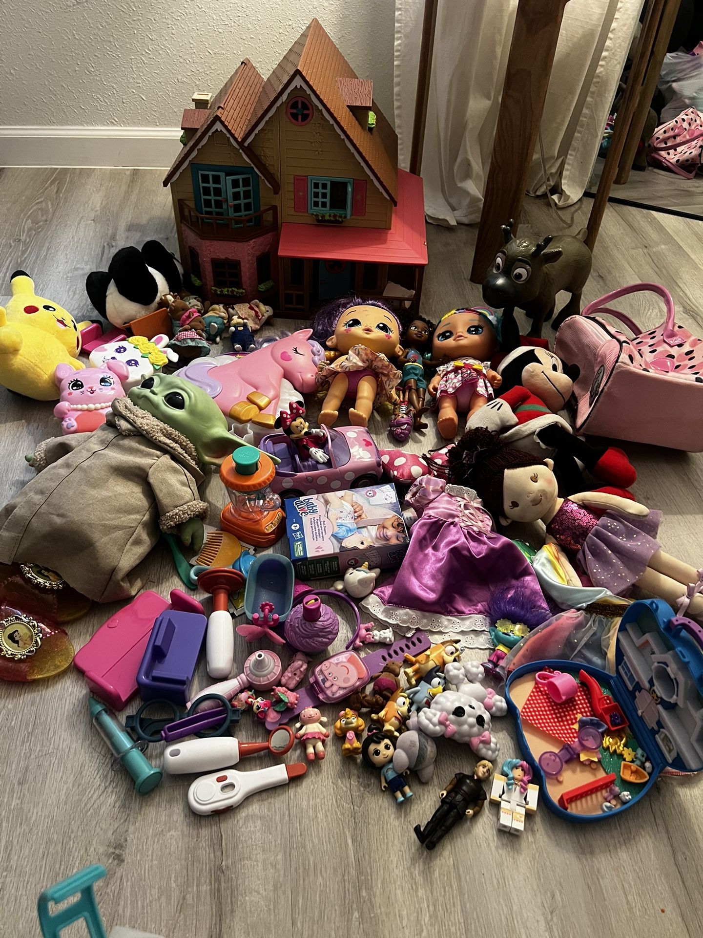 Toys Jugetes- All For $20