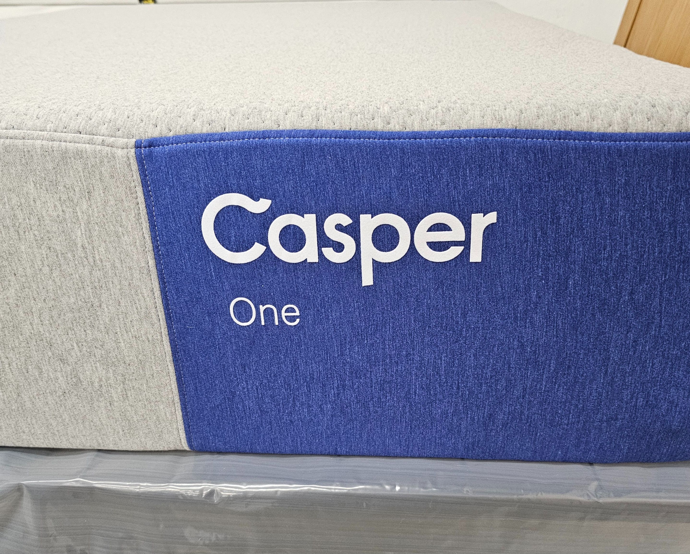 LIKE NEW! Casper One Queen Mattress - Delivery Available