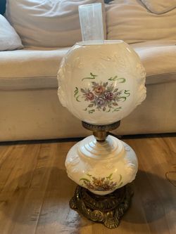 Vintage Milk Glass Style Lamp