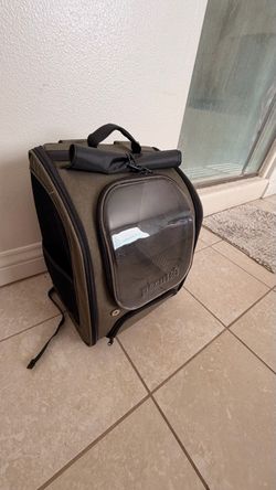 Cat carrier