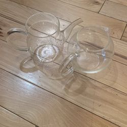 2 Glass Tea Pots 
