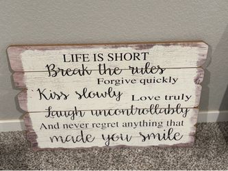 Motivational wall hanging