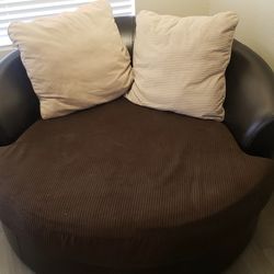 Swiveled Type Couch VERY RELAXING 