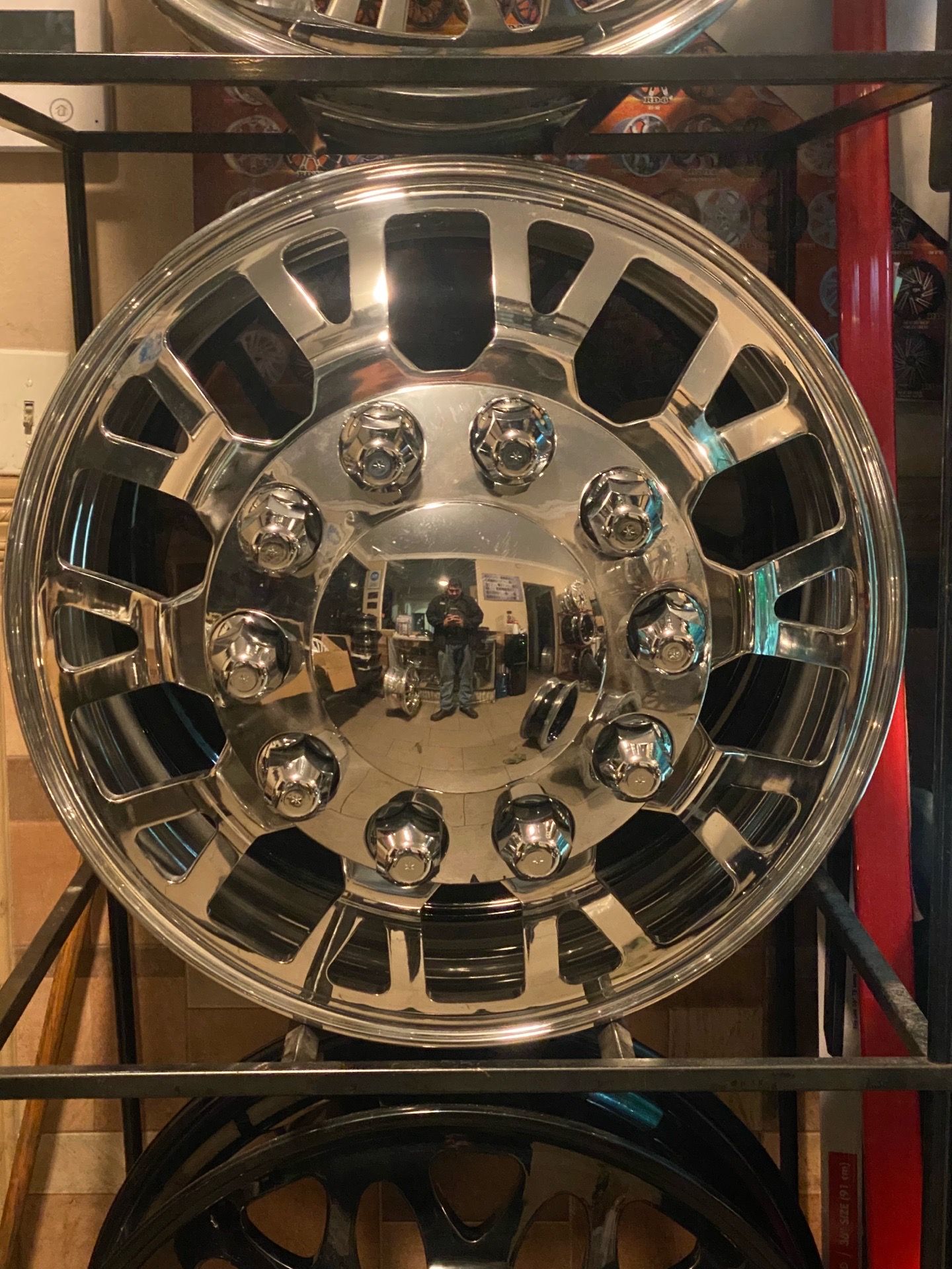 Used like. New duallly wheels