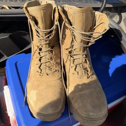 Rocky Boots S2V Size 13.5 M