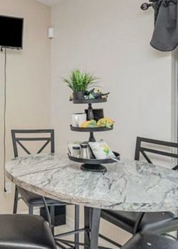 MODERN COUNTER HEIGHT DINETTE SET FOR SALE