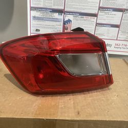2017-2019 Chevy Cruze Left Tail Light 