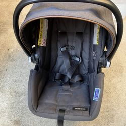 Graco Baby Car seat 