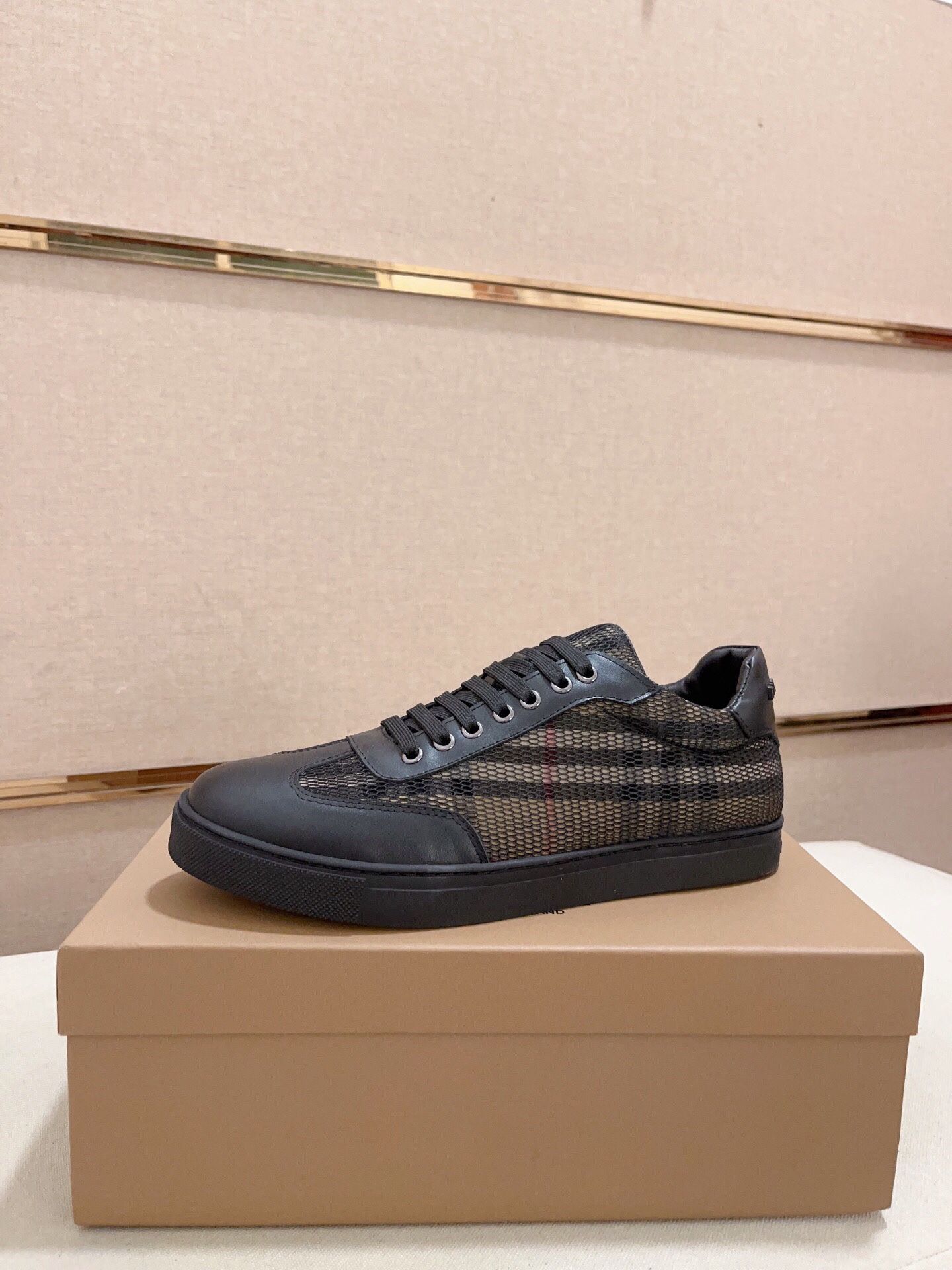 BBR Men’s Sneaker With Box 2025 New